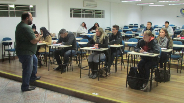 Cursos de Inverno - Farmacologia aplicada em Urgência e Emergência