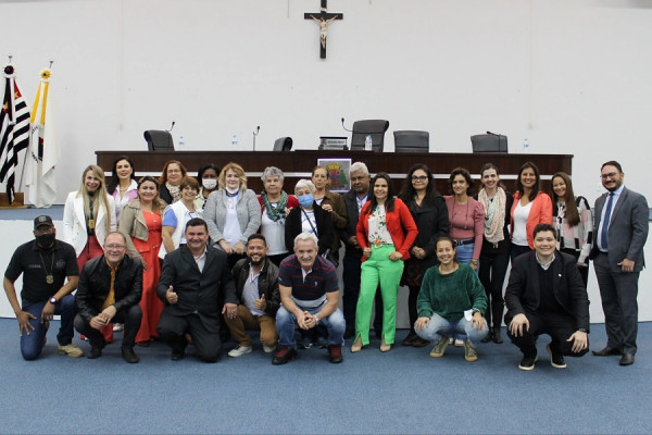 Faculdade CNEC de Capivari participa de palestra da campanha Maio Laranja