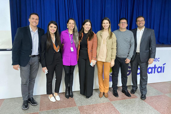 Noite de TCCs de Direito na Faculdade CNEC de Gravataí