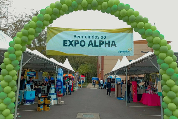 Faculdade CNEC Gravataí participa da EXPO ALPHA