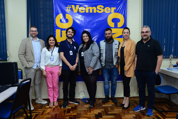 Faculdade CNEC Gravataí apresenta novos projetos educacionais no Café com a Imprensa