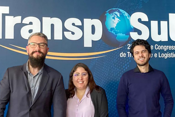 Faculdade CNEC Gravataí visita a 22ª TranspoSul
