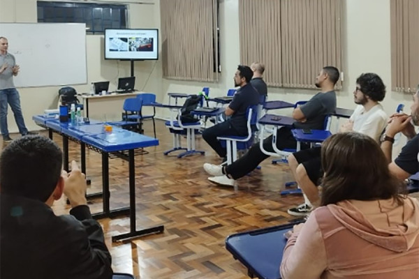 Apresentações dos trabalhos de Projetos Integradores e Eng. de Produção