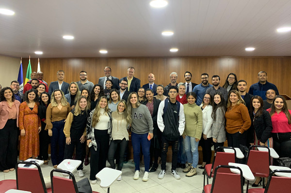 Palestra: Liberdade de Opinião, seus limites e consequências à luz do Direito