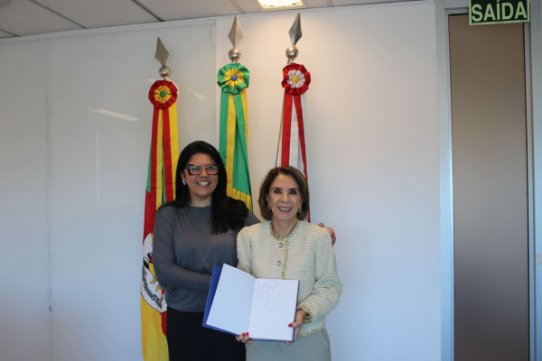 Encontro reitora Profª Ludinara com Secretária de Educação do Rio Grande do Sul